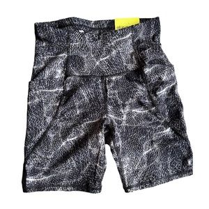 High rise bike shorts